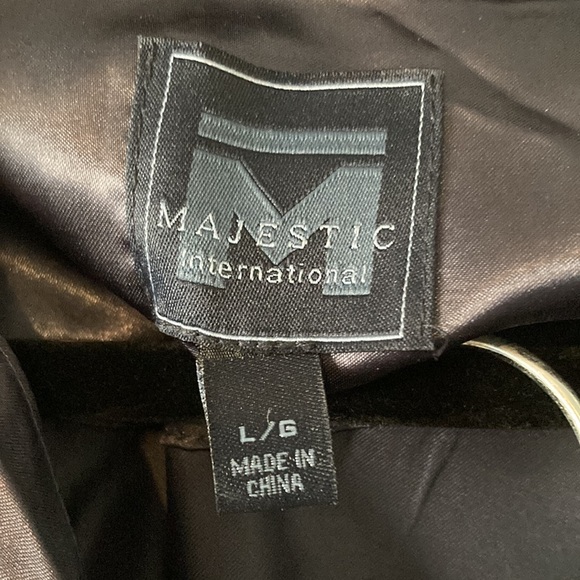 Majestic Intl Navy Sateen PJ Set EUC - Picture 7 of 12